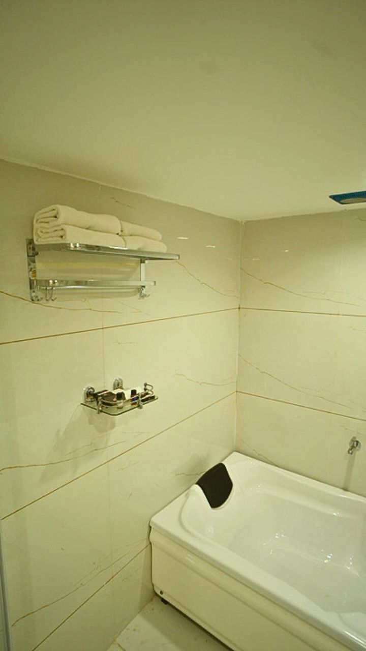 Prism Hotel