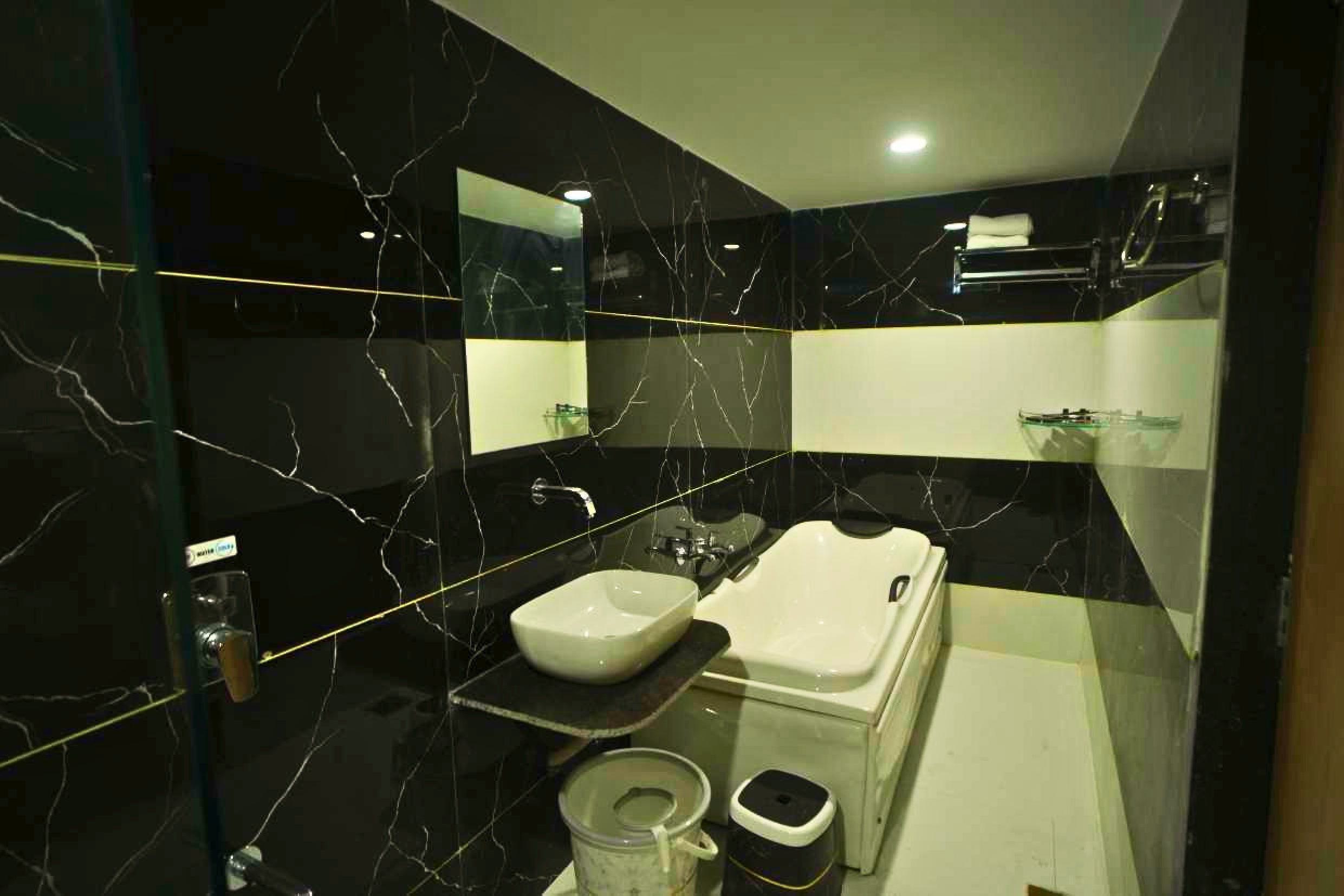 Suite (four occupancy), photo 5 of 5