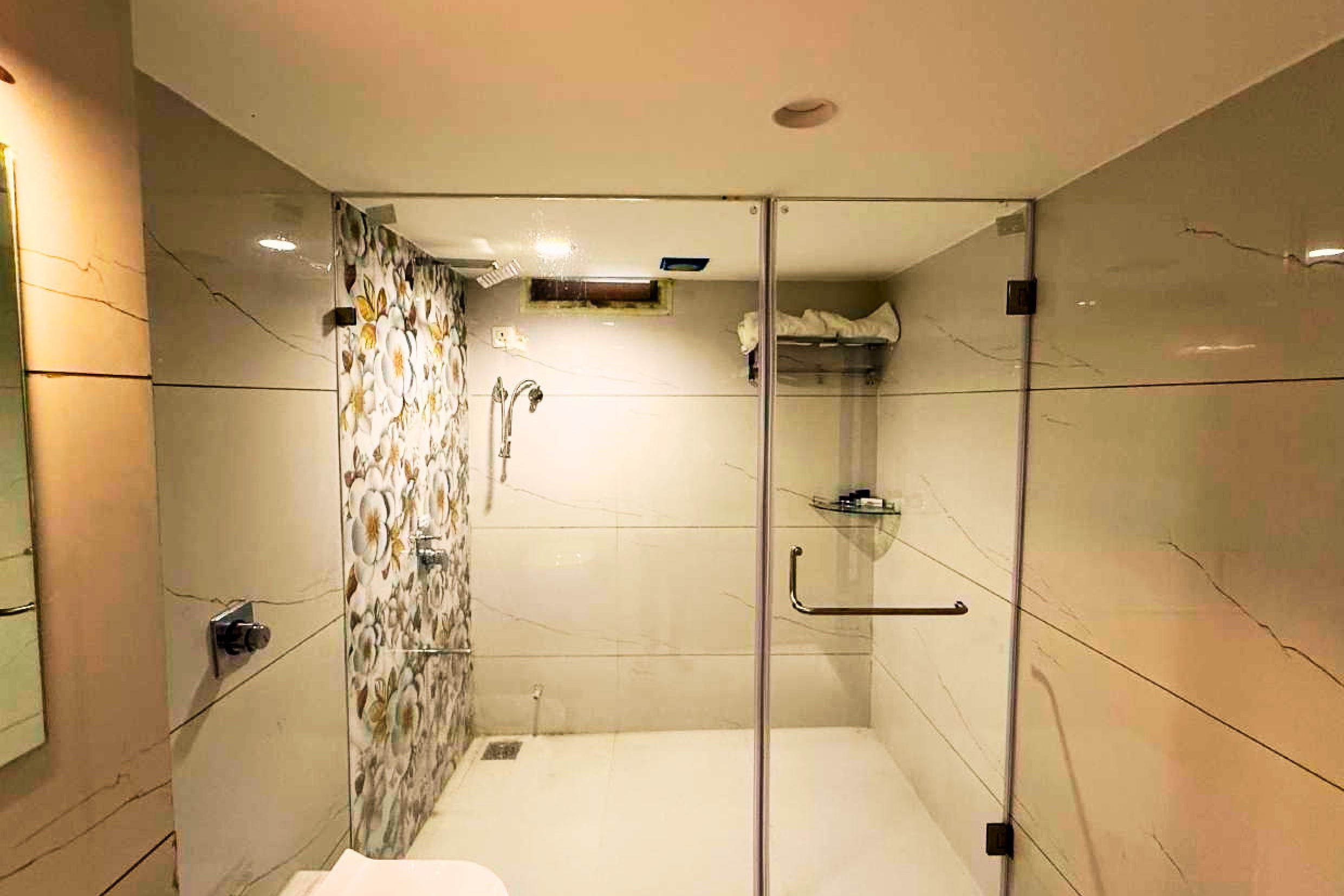 Suite (double occupancy), photo 3 of 3
